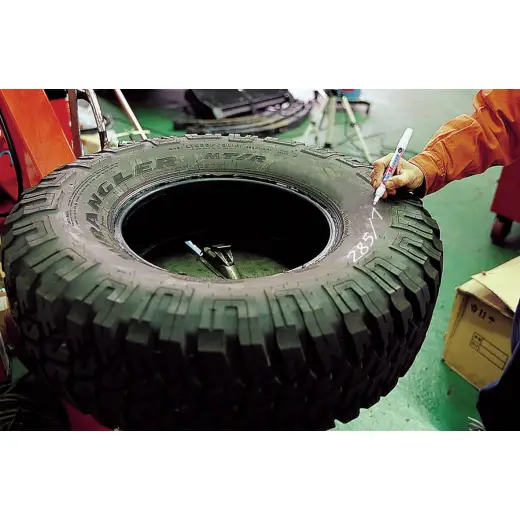 Pisak marker Artline 400XF żółty