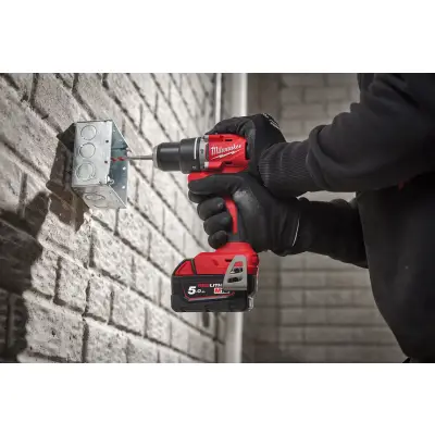 Kompaktowa bezszczotkowa wiertarka udarowa M18 | 4933492822