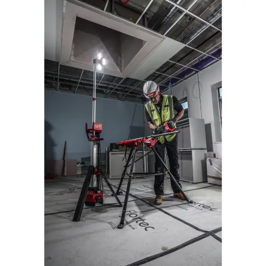 Lampa na statywie M18HOSALC-0 6000lm | 4933478116